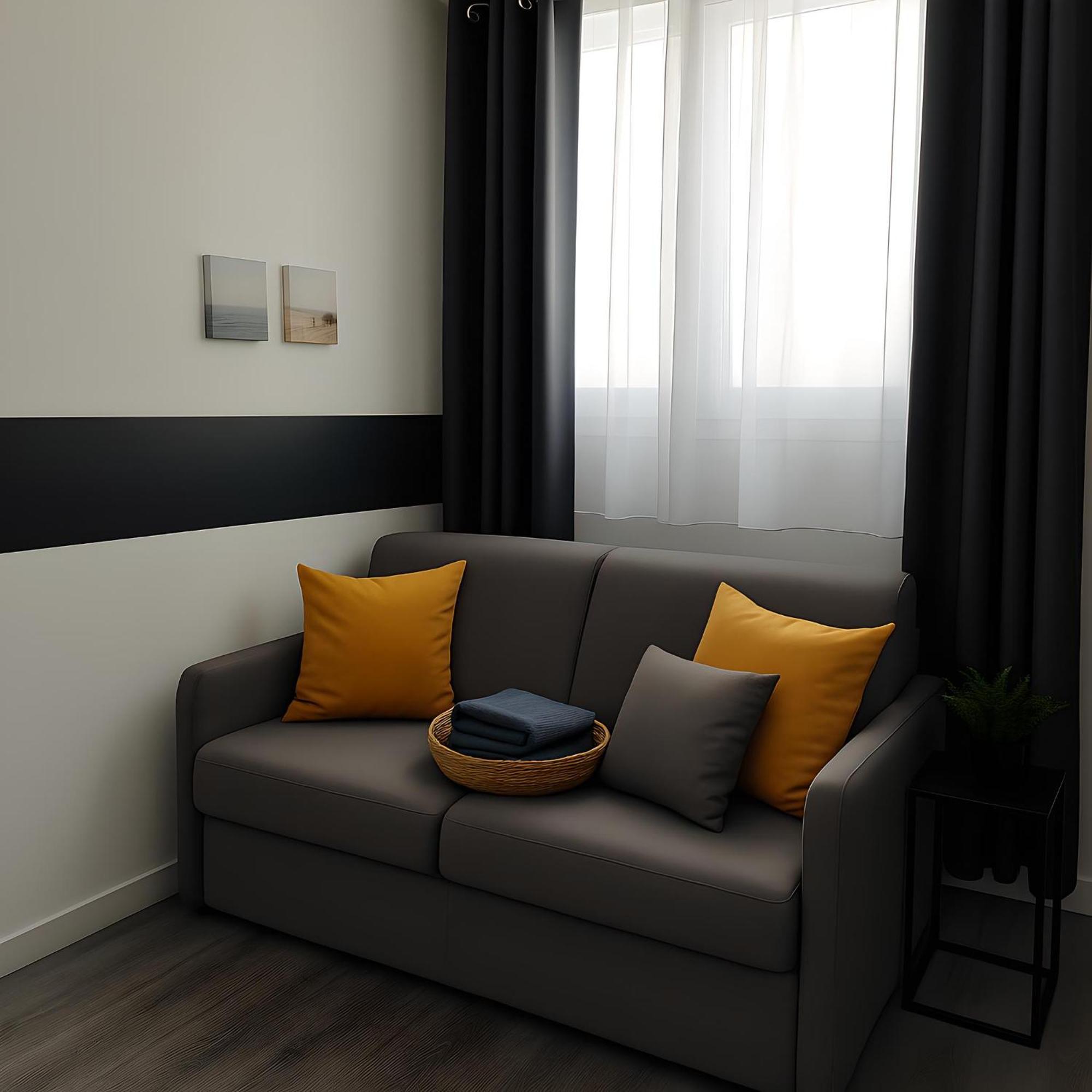 Studette Sable & Cosy A 100m De La *